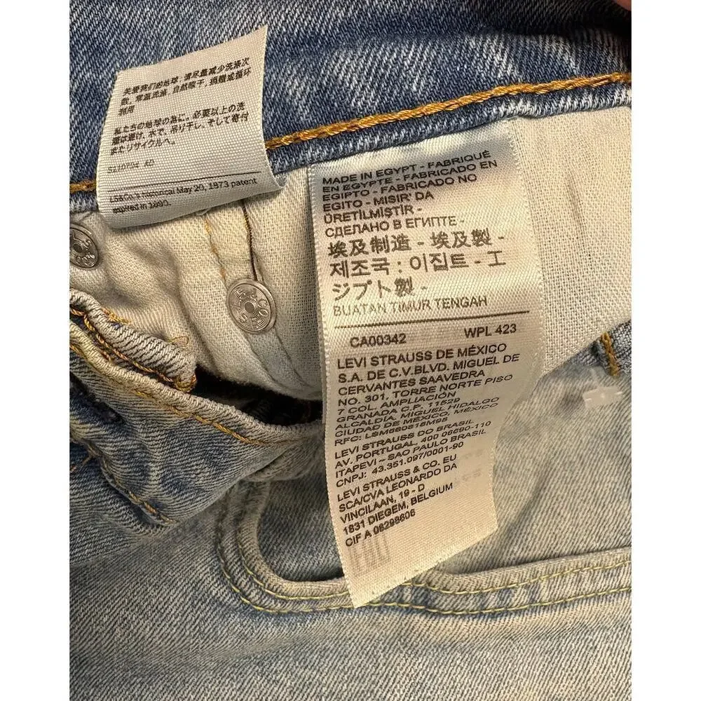 Vintage Levi’s 501 Light Wash Button Fly Jeans W36 L29 Straight Leg
